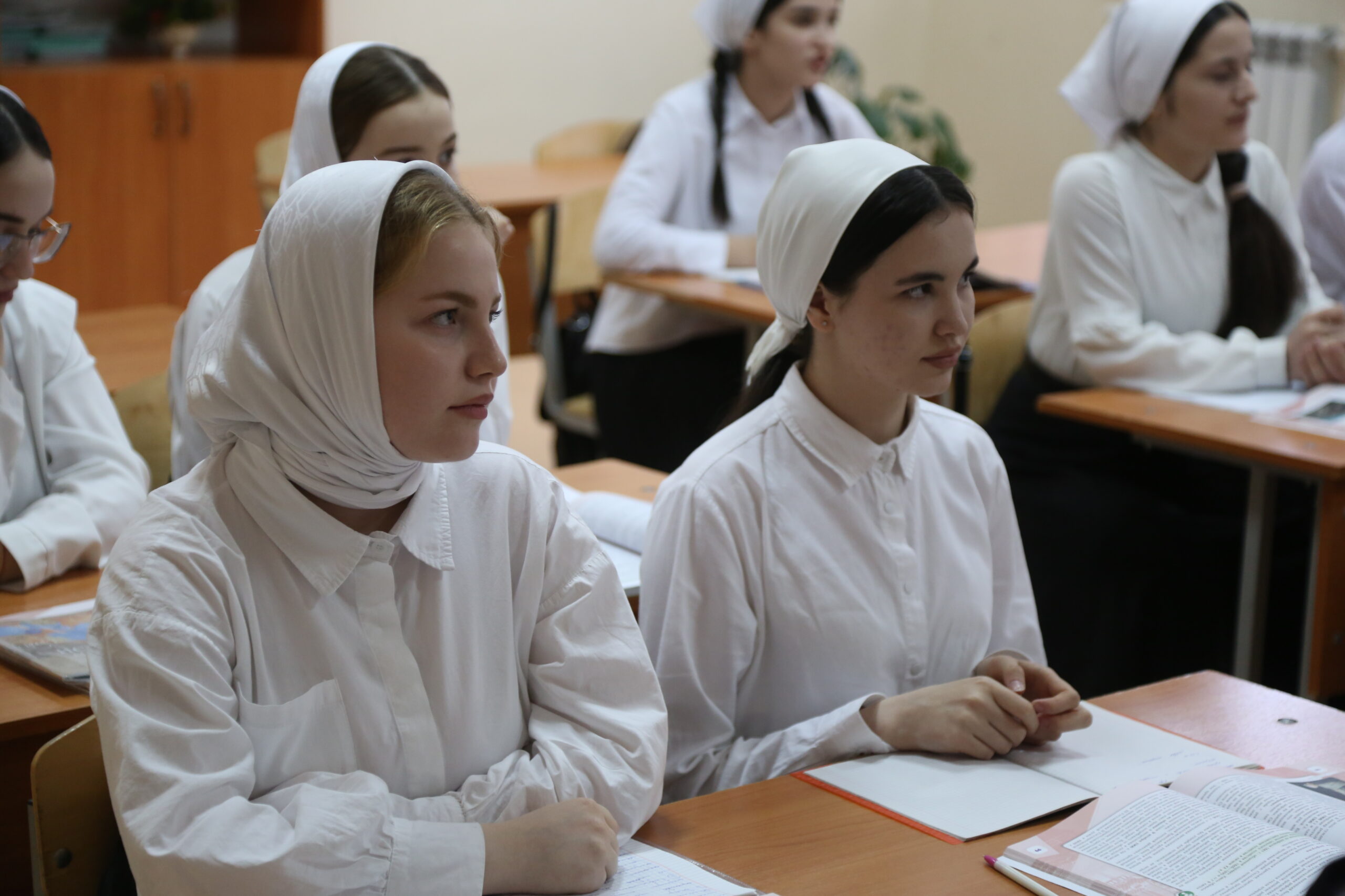 Арабский язык в российских школах: от народных сказок до ЕГЭ